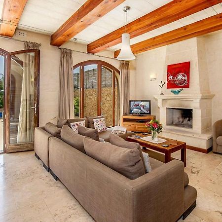The Almonds Luxury Villa San Lawrenz Dış mekan fotoğraf