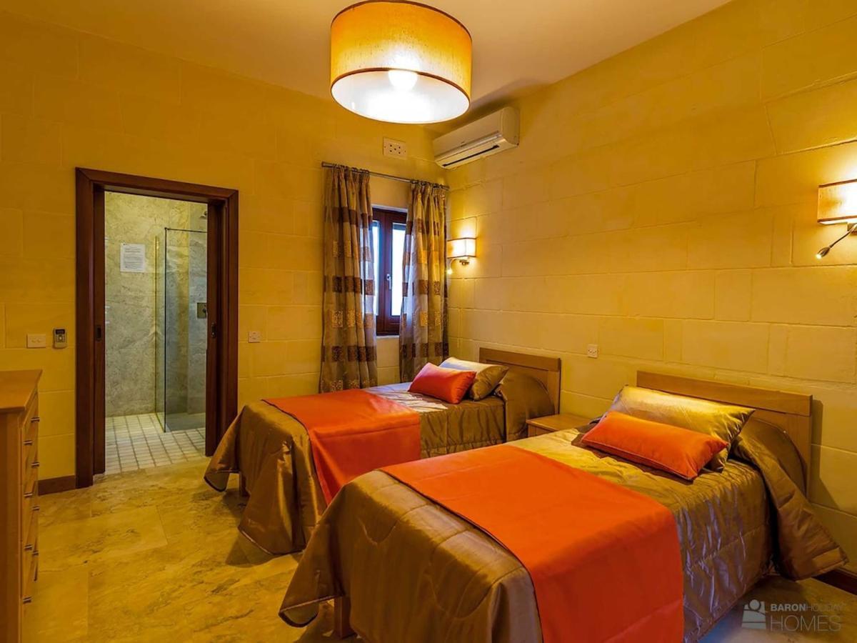 The Almonds Luxury Villa San Lawrenz Dış mekan fotoğraf