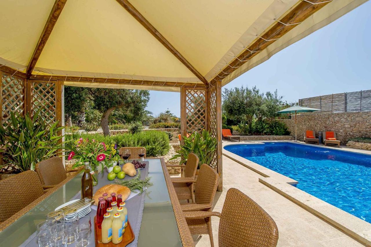 The Almonds Luxury Villa San Lawrenz Dış mekan fotoğraf